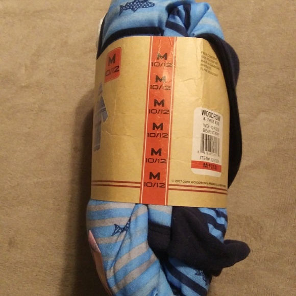 Robe - Picture 2 of 8